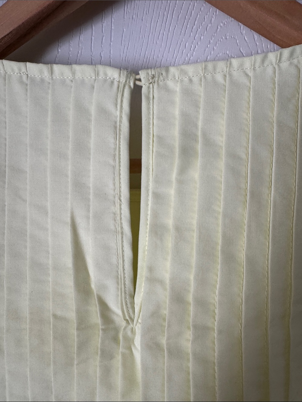 Sleeveless Pintuck Cotton Dress in Pale Yellow - Picture 5 of 5